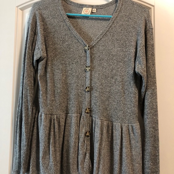 Blouses for sale! - Picture 5 of 13